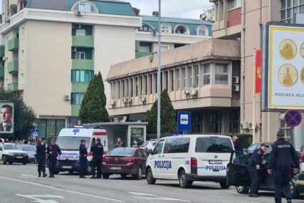 Eksplodirala bomba u Osnovnom sudu u Podgorici, nekoliko osoba povrijeđeno