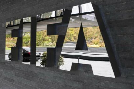 NOVA SULUDA IDEJA FIFA-e: Mundijal na tri kontinenta?