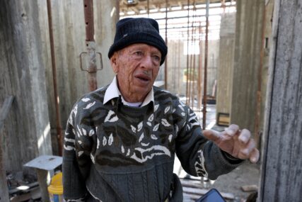 Palestinac istim elanom gradi punih sedam decenija: "Rad odmara dušu i čisti tijelo od bolesti" (FOTO)
