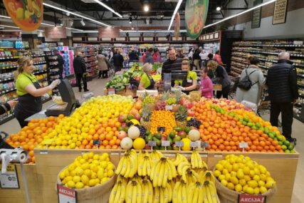 Crvena jabuka market širi maloprodajnu mrežu: Otvoren novi market u Vitezu