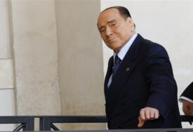 Hospitalizovan Silvio Berlusconi