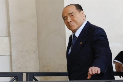 Hospitalizovan Silvio Berlusconi