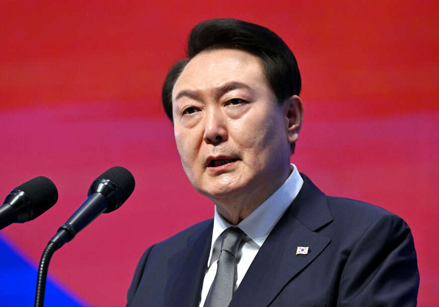 FOTO: ILUSTRACIJA/EPA-EFE/JUNG YEON-JE 