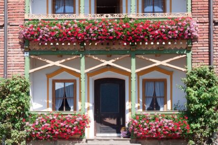 Kako mali balkon ili terasu pretvoriti u pravi mali raj