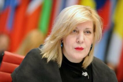 Mijatović pozvala na povlačenje izmjena Krivičnog zakona RS: "Nova kriminalizacija klevete ojačala bi trend gušenja slobode izražavanja"