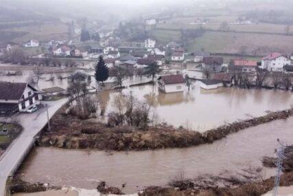 Zbog kiše i topljenja snijega: Velike poplave na području Travnika i Nove Bile