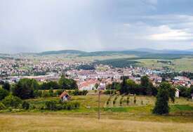 Sarajevska policija uhapsila 22-godišnjakinju zbog ucjene, predata u PU Sokolac