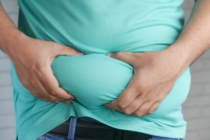 Imate salo na stomaku: Ovih nekoliko faktora uzrokuju nakupljanje masnoće