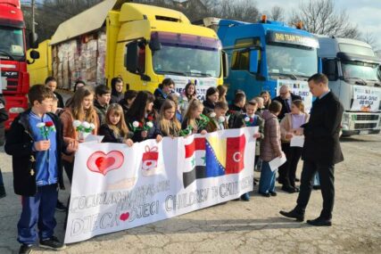 Halilagić i Omerović ispratili humanitarni konvoj za Tursku