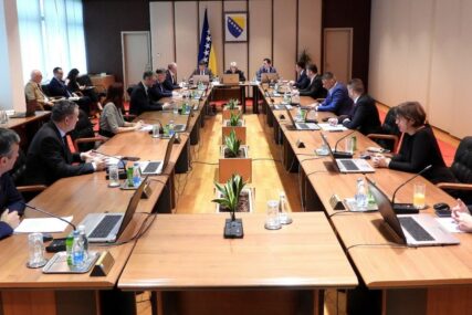 Vijeće ministara usvojilo budžet BiH, povećane plaće zaposlenim u državnim institucijama