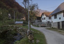 Sjajna priča iz srednje Bosne: Rodnom selu ostavio više od milion KM