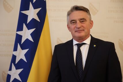 Željko Komšić uputio čestitku Bosankama i Hercegovkama povodom obilježavanja 8. marta