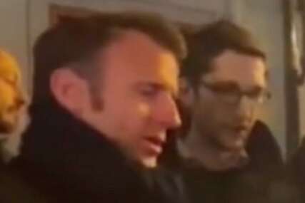 Macron pjevao na ulici nakon što je produžio ljudima odlazak u penziju