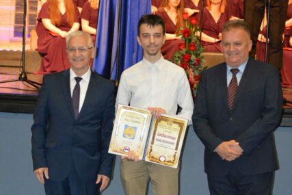 Kenan Mahmutagić: Najmlađi dobitnik gradskog priznanja