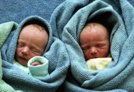 Nikad nije kasno: 70-godišnja žena rodila blizance
