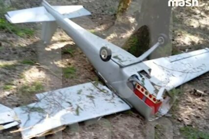 Rusi tvrde: Dron napunjen eksplozivom pao u šumu blizu Moskve VIDEO