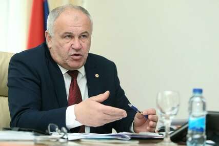 GUBITNIK DANA Duško Milunović