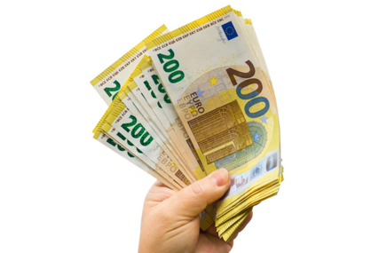 EU želi zabraniti plaćanja kešom? Predlažu granicu od 10.000 eura