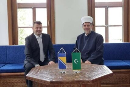 Ministar Hurtić posjetio muftiju banjalučkog Nusreta ef. Abdibegovića