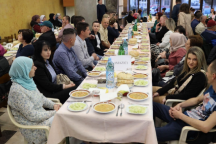 U Banovićima organizovan iftar za 600 građana