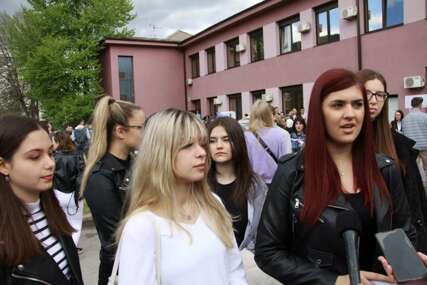 Univerzitet Zenica ugostio nekoliko stotina srednjoškolaca: "Vidimo se u sedmom mjesecu na prijemnom ispitu"