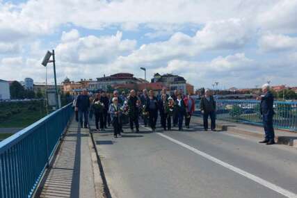 U Brčkom obilježena 31. godišnjica rušenja mosta preko Save i stradanje civila