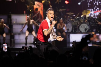 Robbie Williams iznenada prekinuo koncert nakon treće pjesme