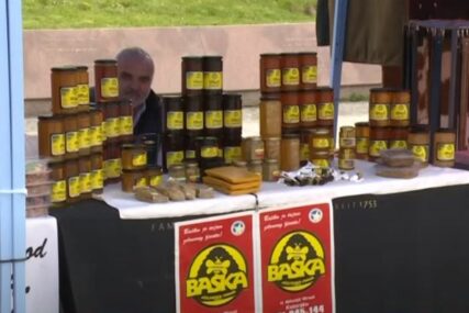 Sajam meda i mlijeka u Tuzli