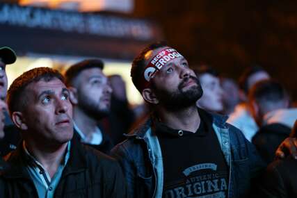 Muzika je utihnula na skupu Erdoganove AKP