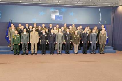 General Mašović na sastanku načelnika štabova EU: Razgovarano o bezbjednosnim izazovima sa kojima se suočava svijet, ali i BiH (FOTO)
