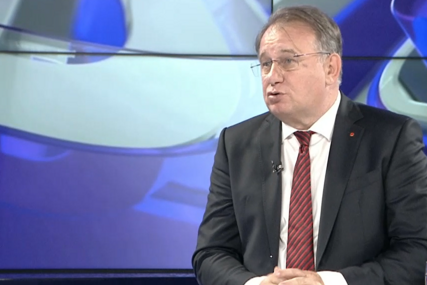 Nikšić: Ne pristajemo da nas bilo ko ucjenjuje i izigrava dogovoreno