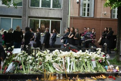 Danas obilježavanje 40 dana od tragedije u školi ''Vladislav Ribnikar''