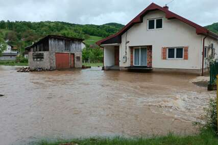 Obilne padavine uzrokovale probleme u Krajini: U Sanskom Mostu poplavljeno petnaestak stambenih objekata