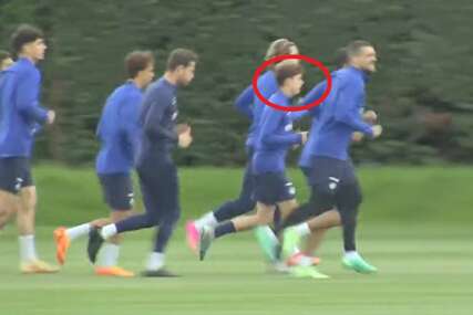Na treningu Chelseaja pojavio se igrač koji je šokirao Engleze: "Šta on radi tu?"