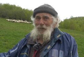 Nedo Milutinović (90) iz Bugojna je najstariji ovčar u BiH: Volim ih kao da su mi djeca