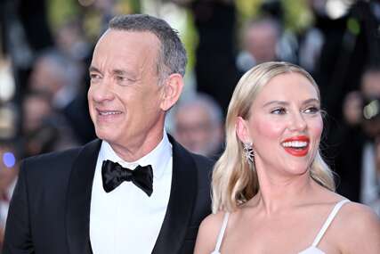 Cannes: Premijera filma "Asteroid City", Scarlett Johansson i Tom Hanks u fokusu