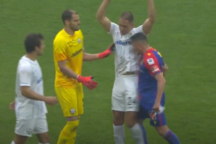 Bizaran detalj sa utakmice u Švajcarskoj: Taulant Xhaka kao nekada Zidane