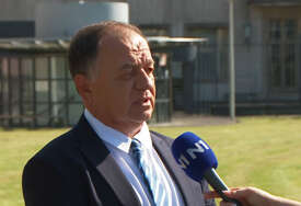 TAHIROVIĆ PORUČUJE DODIKU: "Ni jedna zastava se ne može zabraniti, to povlači posljedice, a one su…"