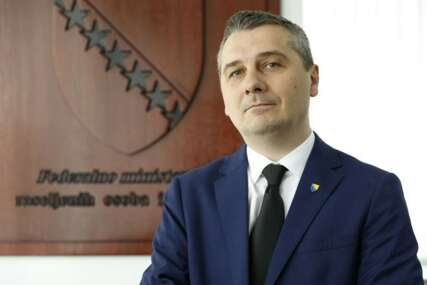 Ministar Dizdar posjetio Tuzlanski kanton te najavio podršku povratnicima