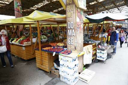 Evo kakve su aktuelne cijene proizvoda na sarajevskoj pijaci Markale (FOTO)