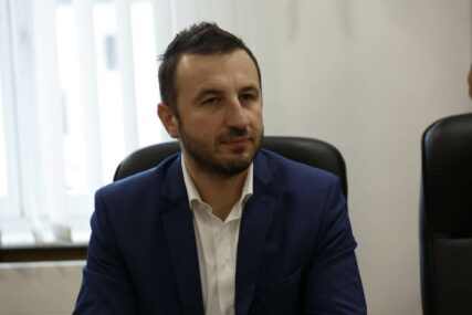 Semir Efendić pozvao sve na sutrašnje proteste ispred Suda BiH