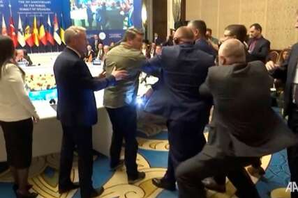 Strašna makljaža ukrajinskih i ruskih političara na samitu u Ankari