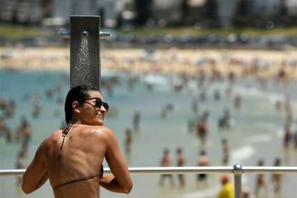 Ova plaža u Hrvatskoj će naplaćivati tuširanje, poznata i cijena: "Motiv nije zarada"