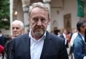 BAKIR IZETBEGOVIĆ PORUČIO: "Još jedan mandat Trojke bi nas odveo u crni mrak"