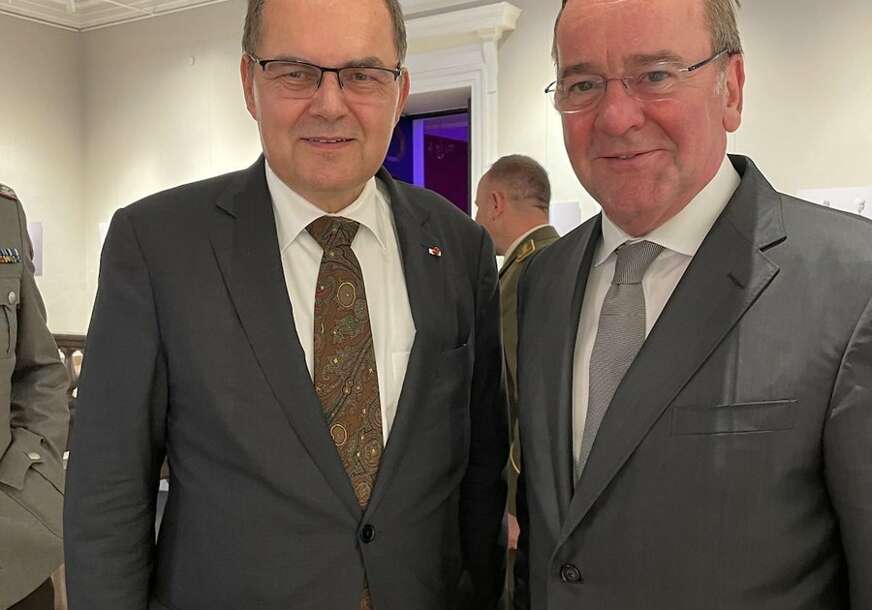 FOTO: TWITTER/OHR BIH