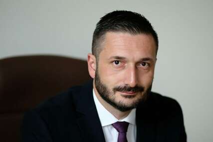GUBITNIK DANA Ljubo Ninković