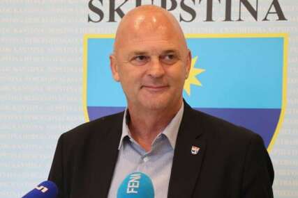 Bošković: Sutra bi trebali imati 20 potpisa za novu Vladu HNK