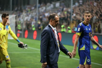 Faruk Hadžibegić za Bosnainfo: "Igrači treba da preuzmu veliku odgovornost i da se zapitaju - zašto su tu?"