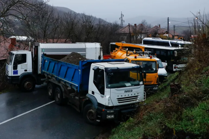 Blokirani pojedini granični prelazi između Kosova i Srbije