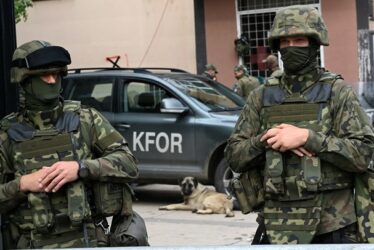 Petorica uhapšenih u akciji zbog ratnih zločina na Kosovu
